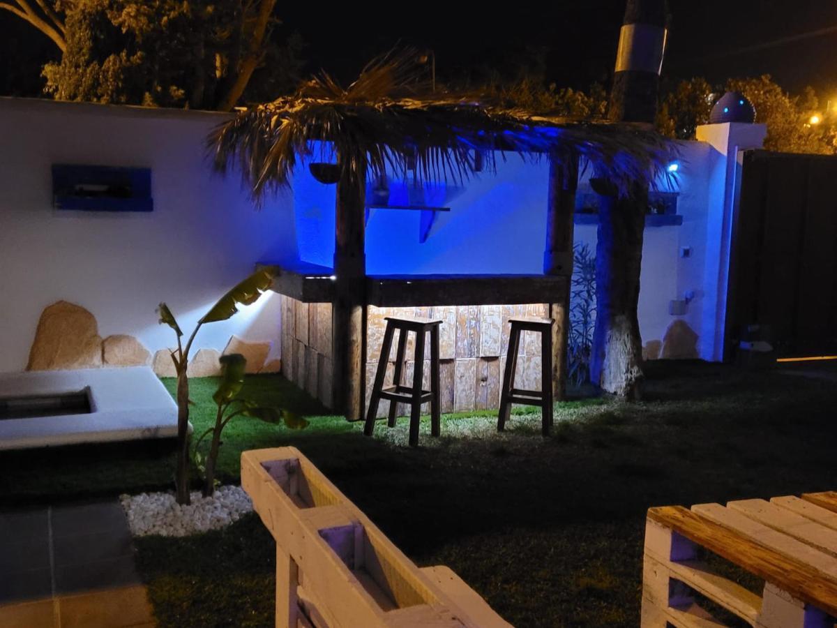 Gatu Premium Villa Lurberri Piscina Privada, 4 Dormitorios, 2 Banos, Parking , Jardines, " Preferente Mayores De 25 Anos Y Familias " In Y Barbacoa Chiclana de la Frontera Bagian luar foto