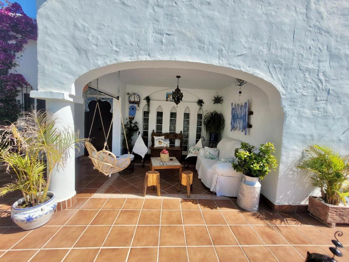 Gatu Premium Villa Lurberri Piscina Privada, 4 Dormitorios, 2 Banos, Parking , Jardines, " Preferente Mayores De 25 Anos Y Familias " In Y Barbacoa Chiclana de la Frontera Bagian luar foto